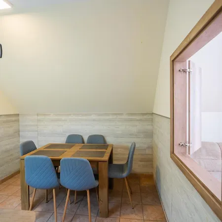 Kuenszler Apartmanhaz Zamárdi Exterior photo