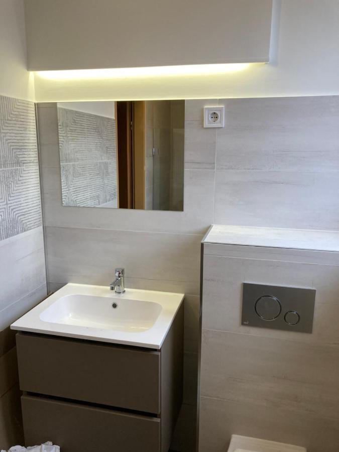 Apartment Kuenszler Apartmanhaz Zamardi