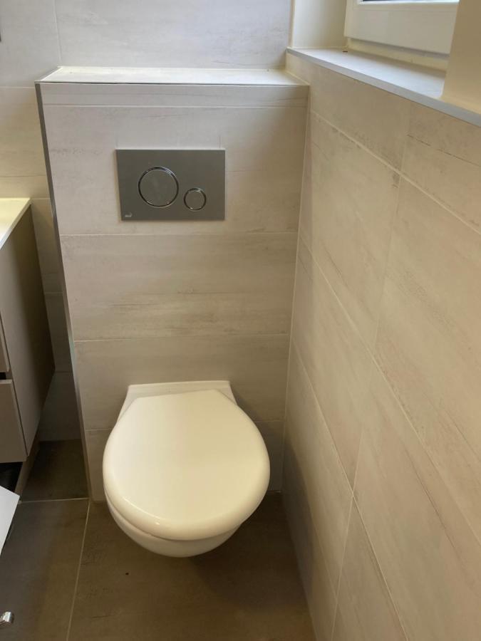 Apartment Kuenszler Apartmanhaz Zamardi