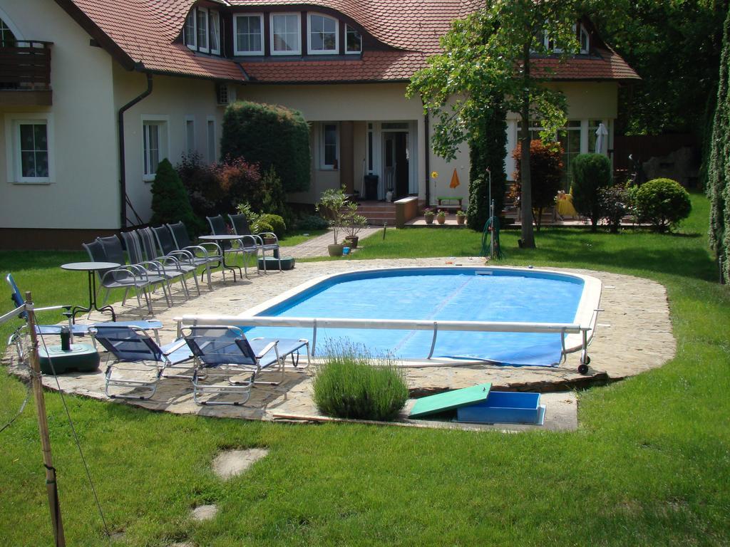 Kuenszler Apartmanhaz