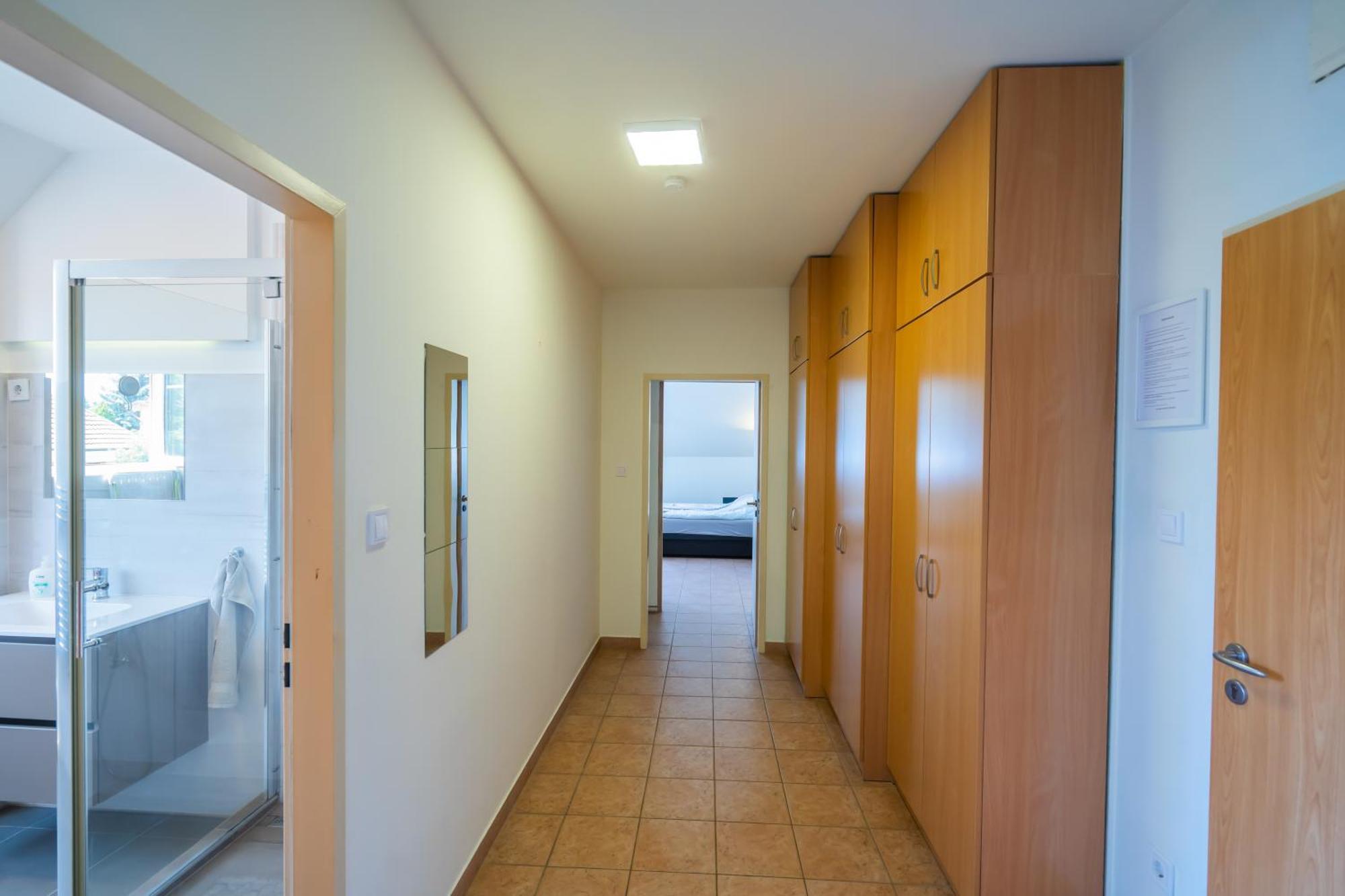 Kuenszler Apartmanhaz Apartment