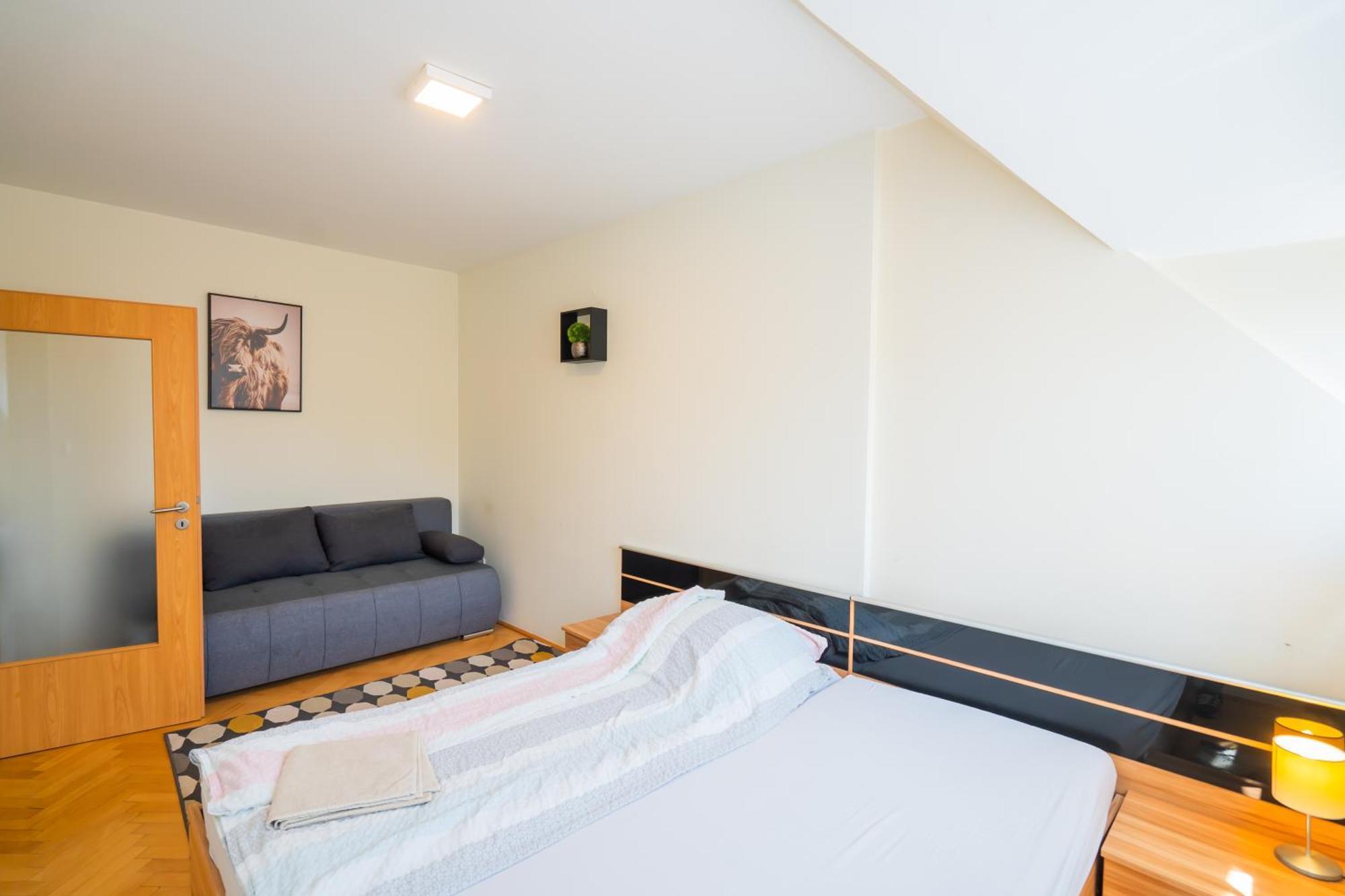 Kuenszler Apartmanhaz Apartment